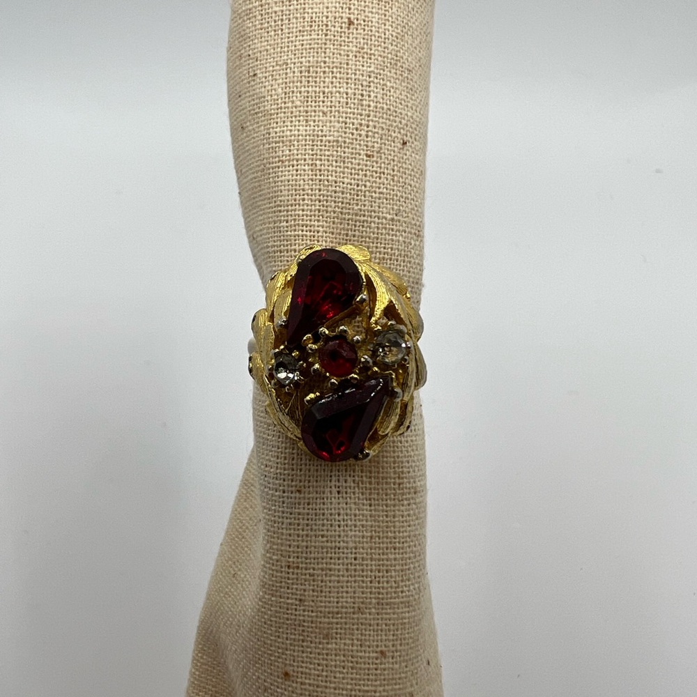 Vintage jewelry ring